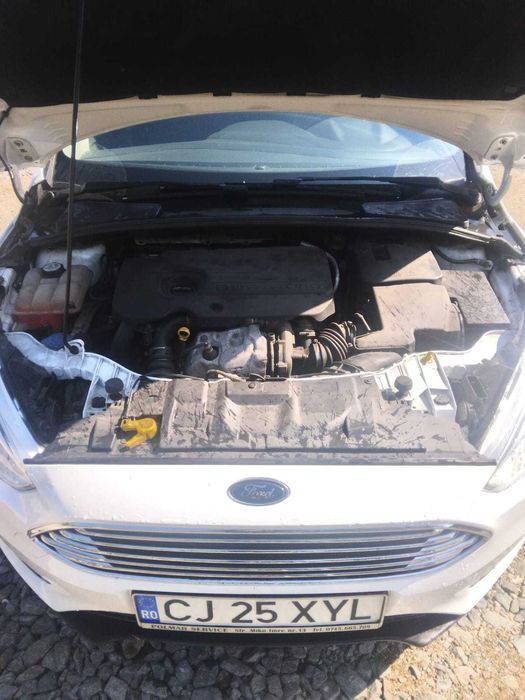 Vand Ford Focus 2015ânzare automobile