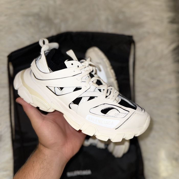 Balenciaga track 38