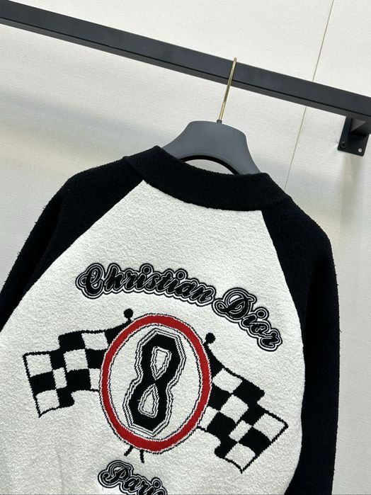 яке суичър D.I.O.R.