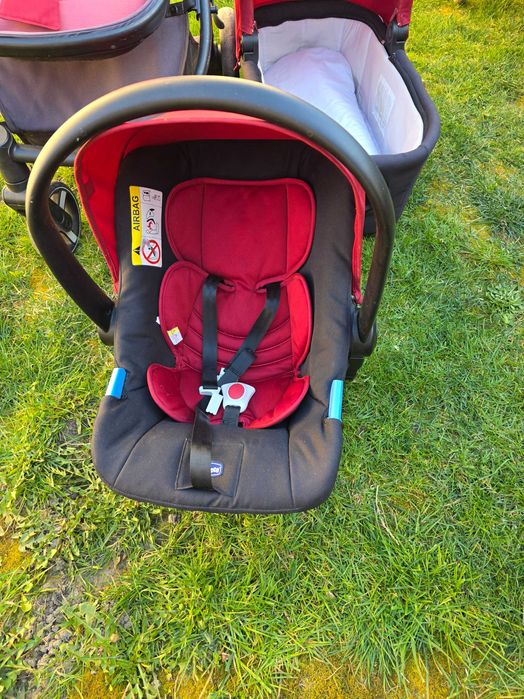 Vand carucior Chicco 3 in 1 in stare buna