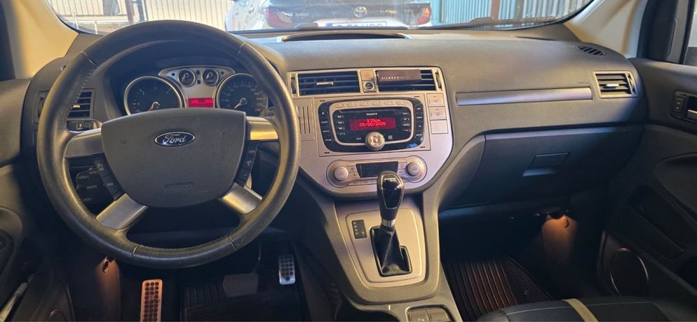 Ford Kuga 2.0 TDCi 4x4, Titanium