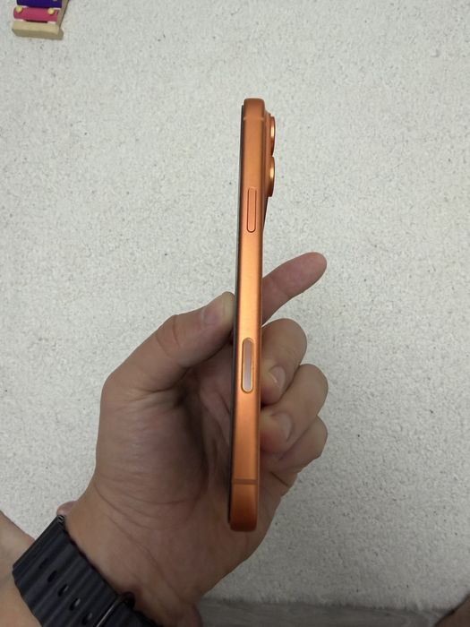 Продам Айфон 17 про макс 512гб