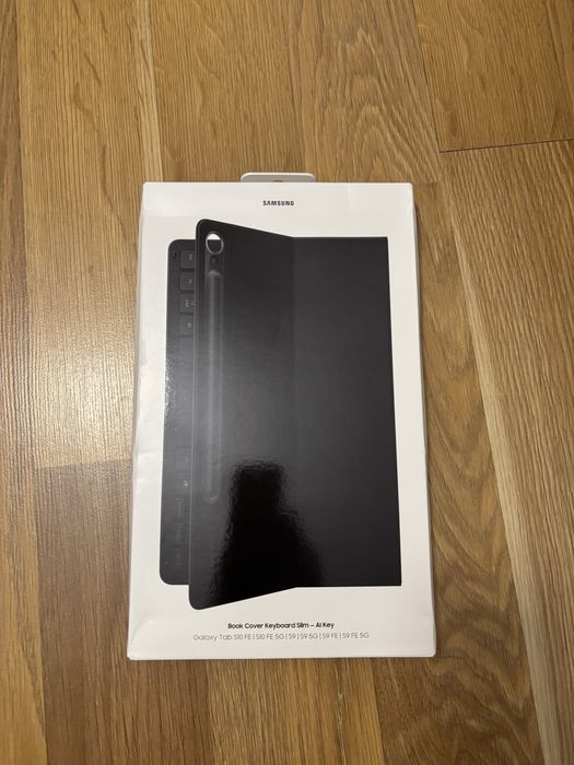Husa Book Cover Keyboard Slim AI Key Tab S10 fe sigilat
