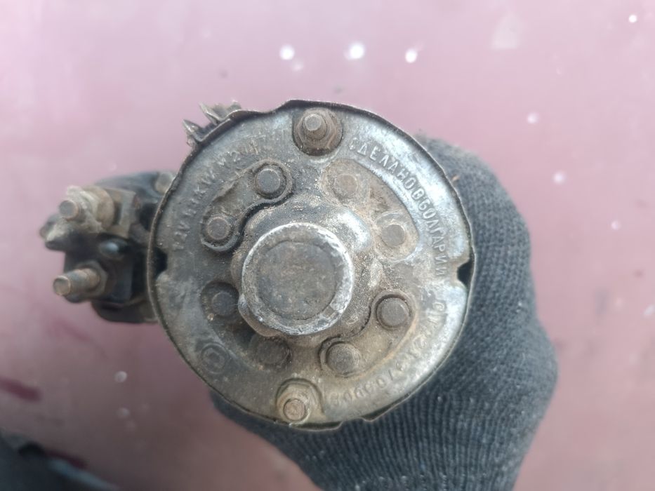 Стартер на Жигули классику Ваз