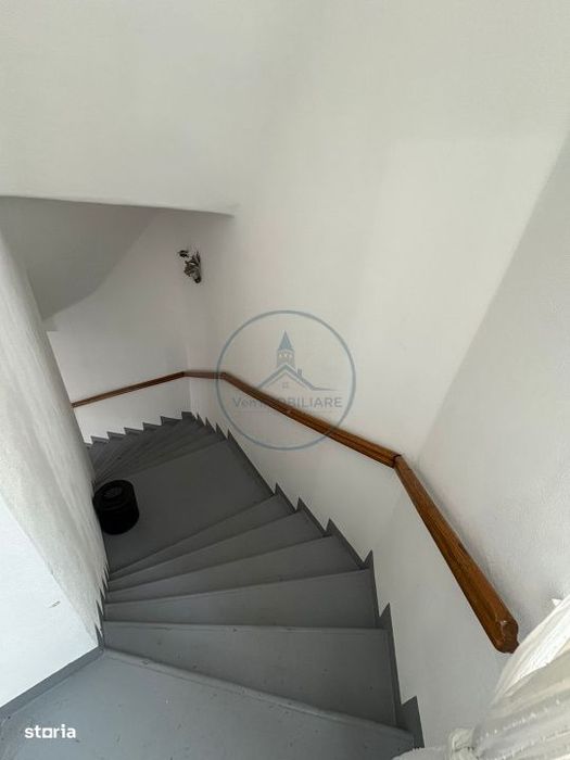 Apartament decomandat de vanzare – zona centrala