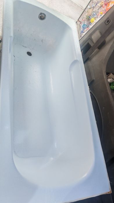 Продам ванну акриловая