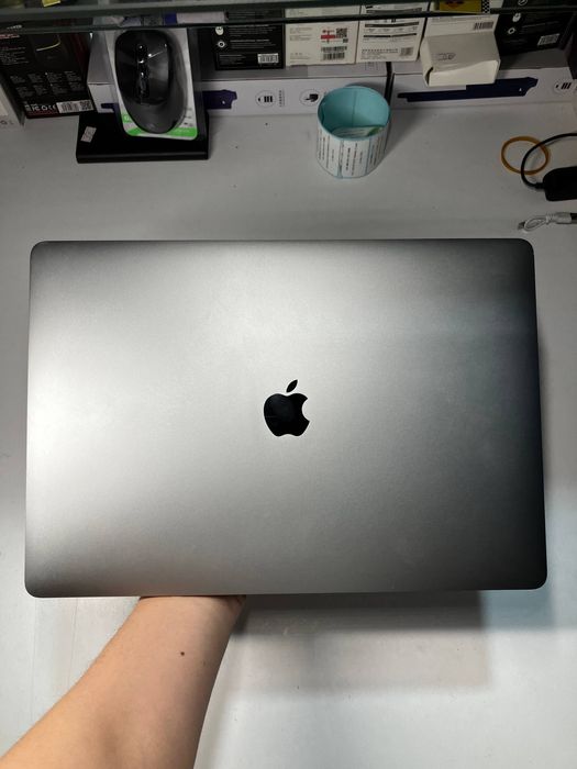 Macbook pro 15 inch