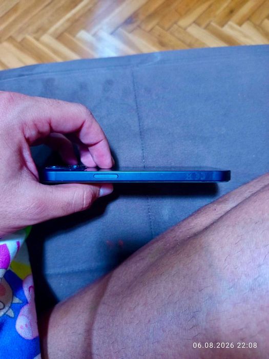 Продавам iPhone 14 128GB Midnight – Запазен