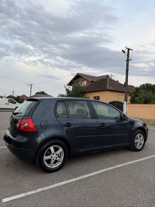 VOLKSWAGEN Golf 2005 — imagine 3