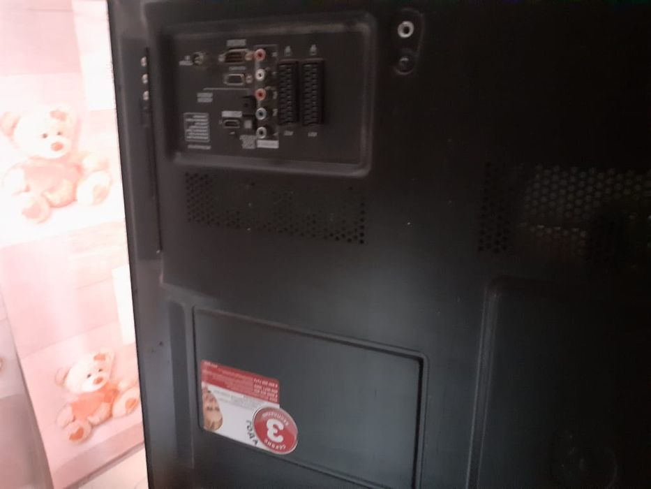 На запчастей экран трещина званите  смс не читаю