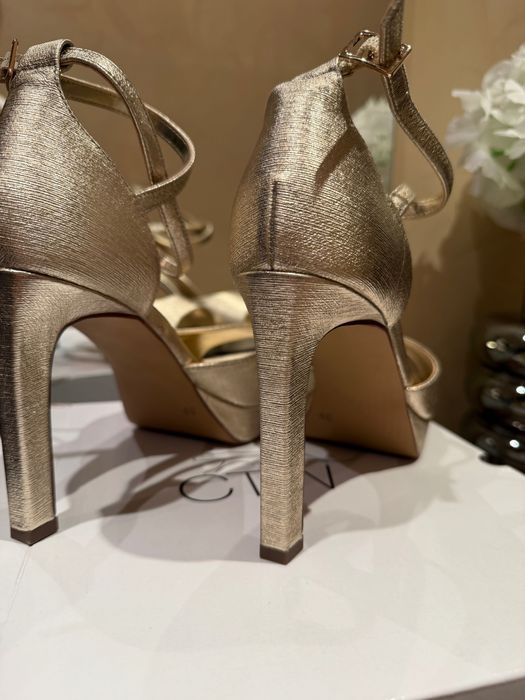 дамски токчета марка СТW