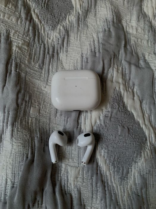 Продам Airpods 3 оригинал
