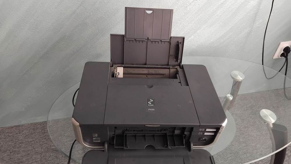 Eprimată poze ori ce altele condusa calculator laptop sau telefon