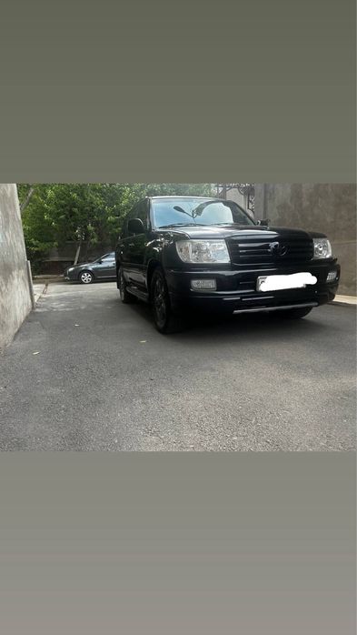 Toyota moshina ideal haydashka tayyor gazi bor 2006yil 448.000km