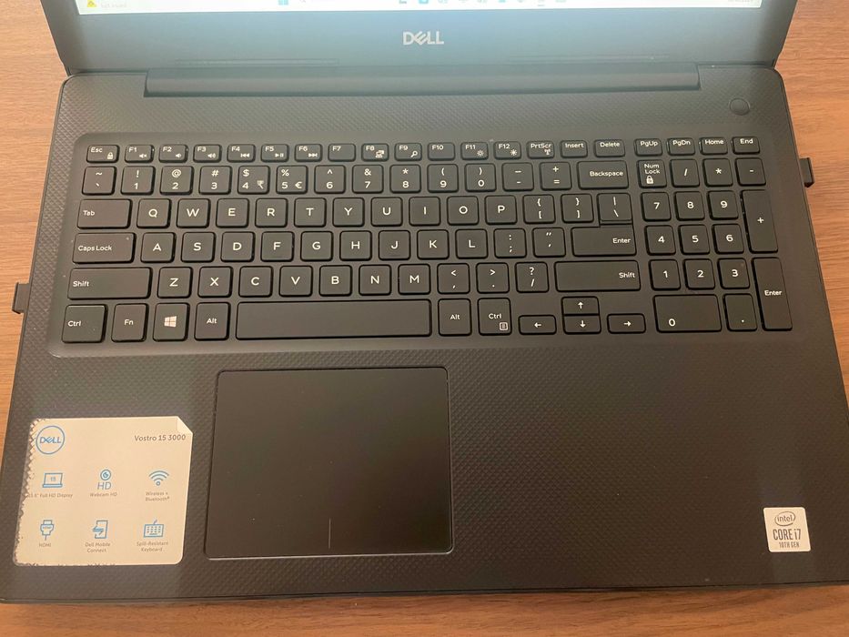 Laptop Dell Vostro 3590 15.6" Full HD | i7-10510U | 8GB RAM | SSD 256GB