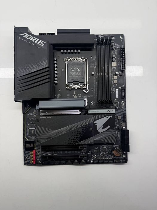 Gigabyte Z790 Aorus