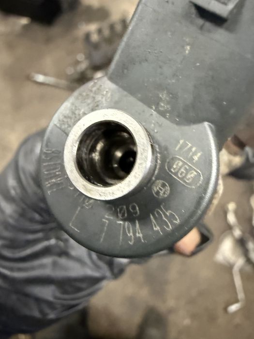 Дизелови дюзи за BMW 118d и 318d 122 кс