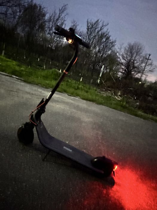 Trotineta Electrica Ninebot KickScooter E2 Plus