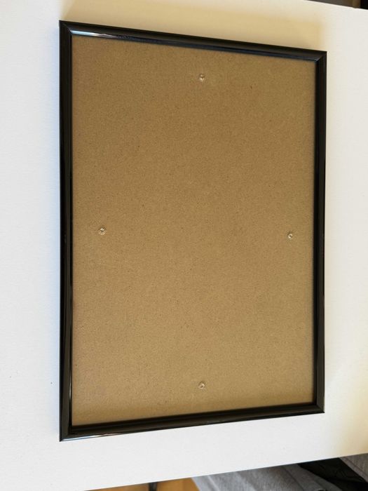 Декоративна рамка за снимки и картини. 21x30см. Стъкло