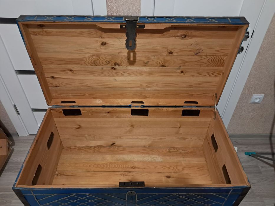 Продается сундук советский