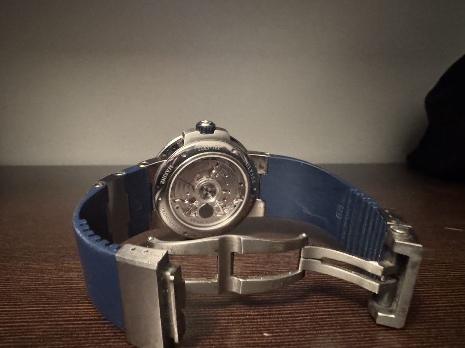 Ullyse Nardin оригинален часовник с кутия, но без документи