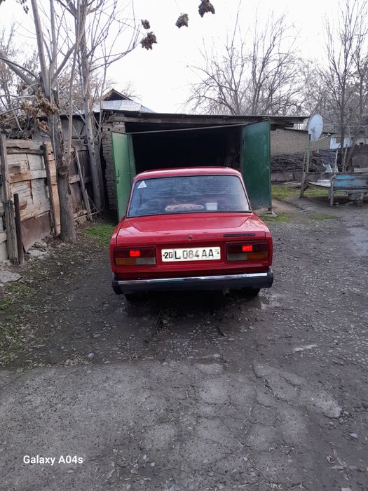 Продаю машину 2107