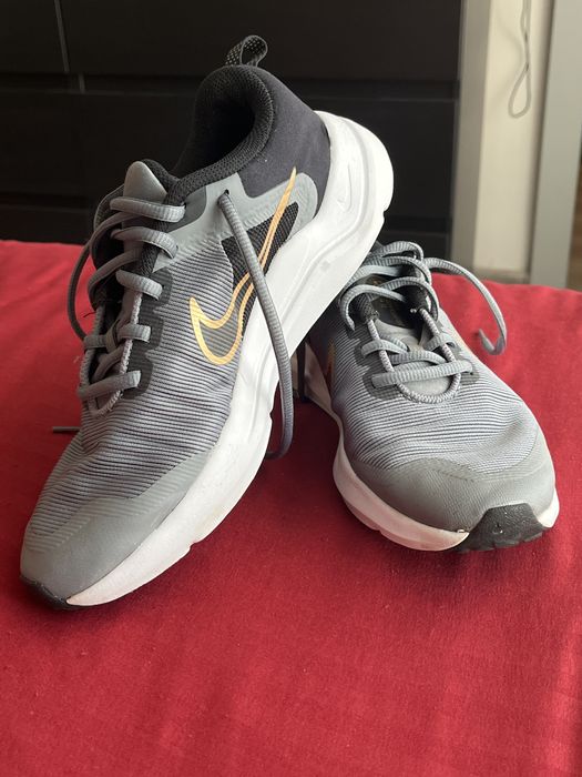 Оригинални маратонки Nike
