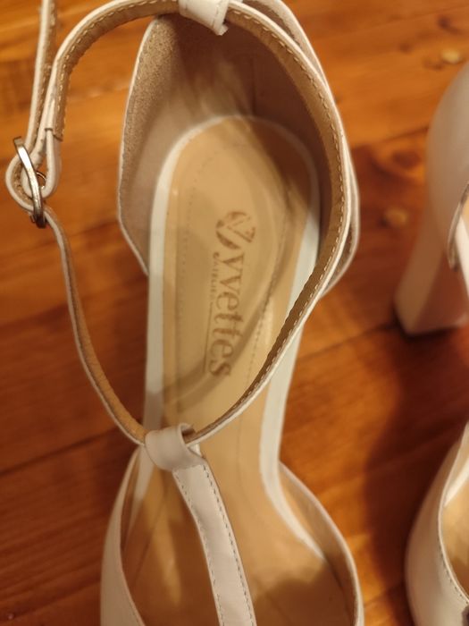 Sandale inchise de mireasa