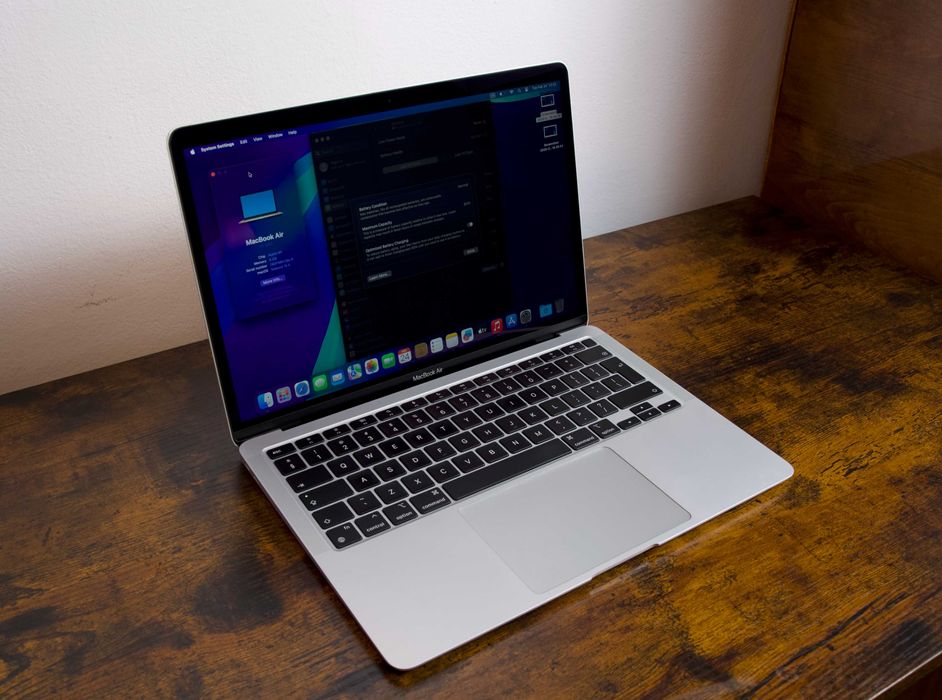 Vand Macbook Air M1 8GB Ram 512 SDD