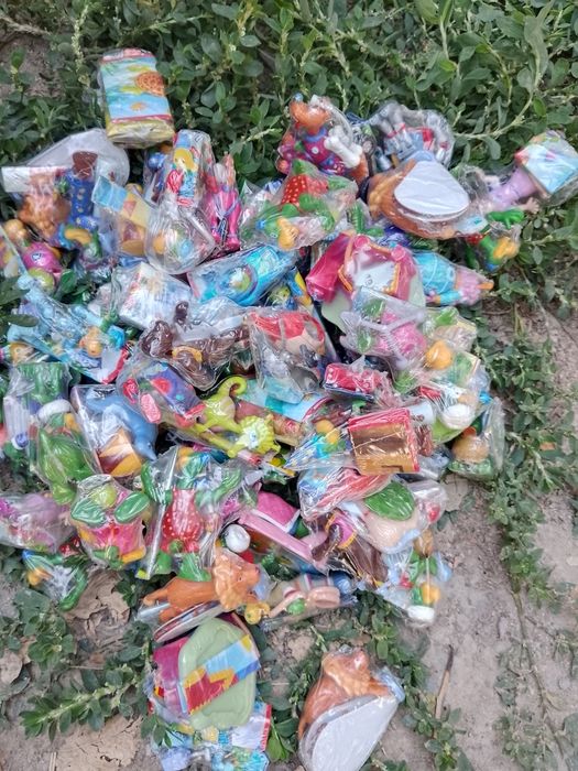 Продам игрушки от Дино и киндера