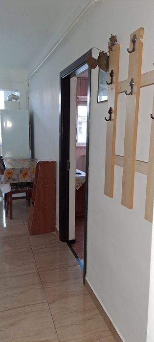 Inchiriez apartament o camera