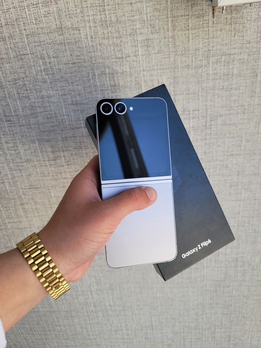 Samsung Z flip 6 yangi