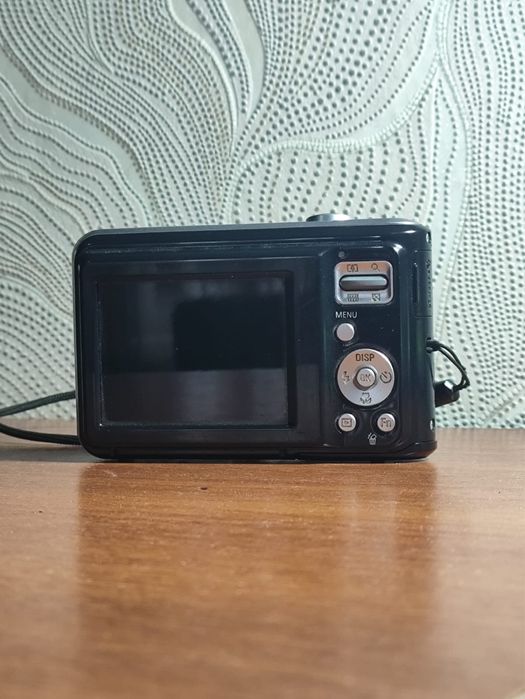 Продам фотоаппарат Samsung 4X