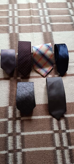 Продам мужские брендовые галстуки