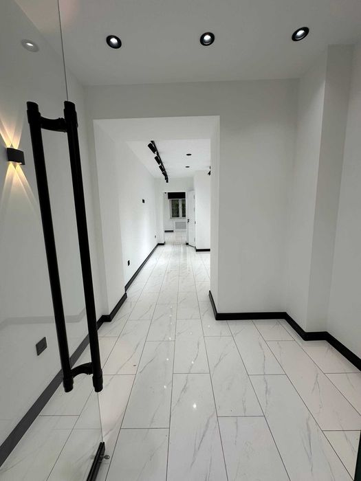 Аренда коммерческого помещения ЦУМ, Патрики. Удобная локация