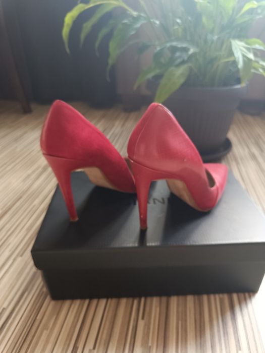 Дамски обувки от естествена кожа и естествен велур