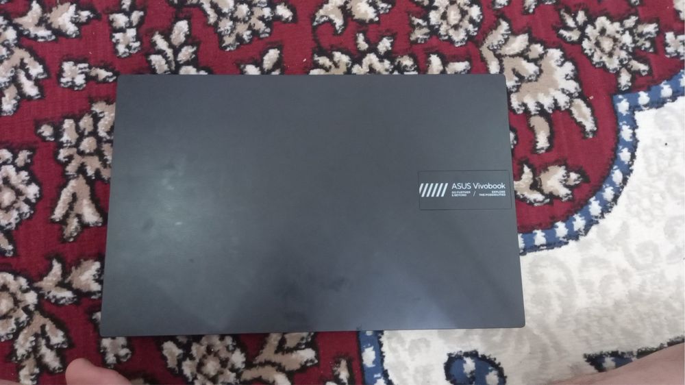 Asus Vivobook yangi hali ishlatilmagan