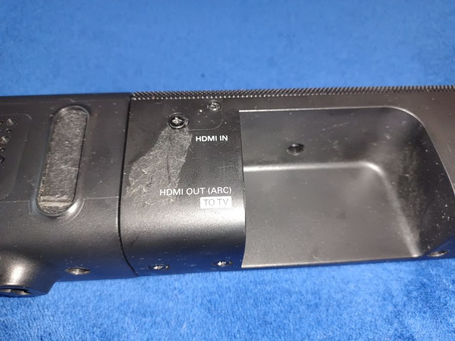 Soundbar Philips HTL5140b + subwoofer