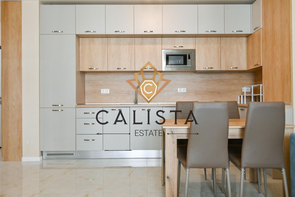 Дава се под наем Двустаен апартамент в София, Кръстова вада - 80 кв.м за 896.58 € - Снимка #2