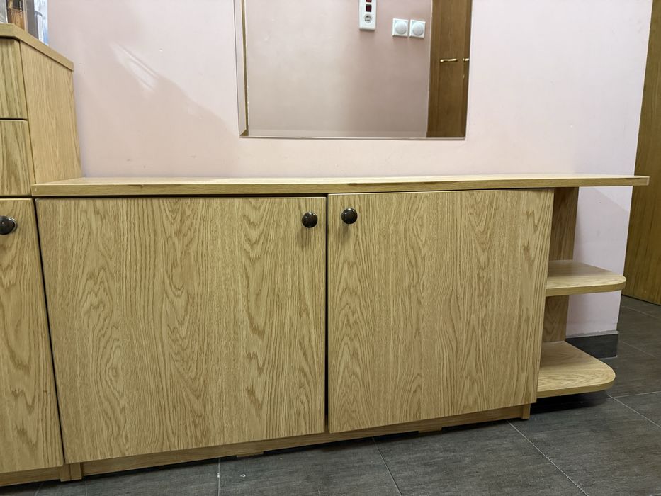 Портманто с етажерка