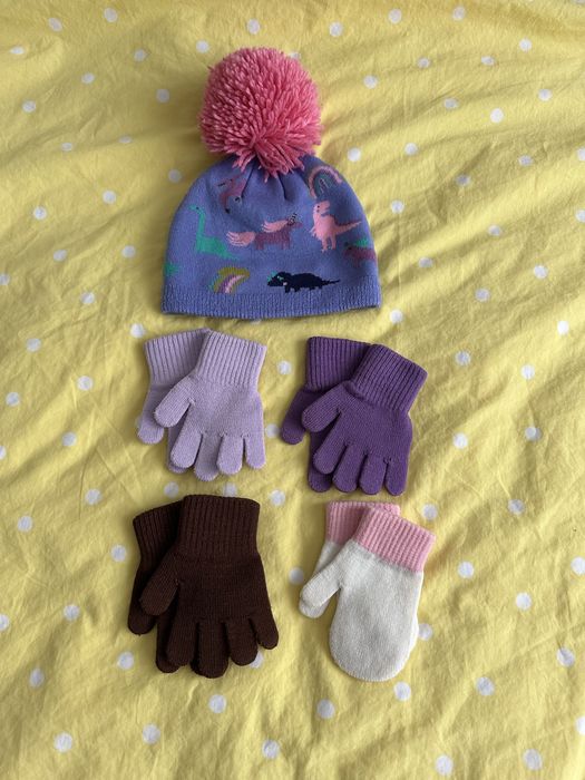 Manusi H&M + Caciula tricotata Next, cu dinozauri, 50 cm, 1-2 ani