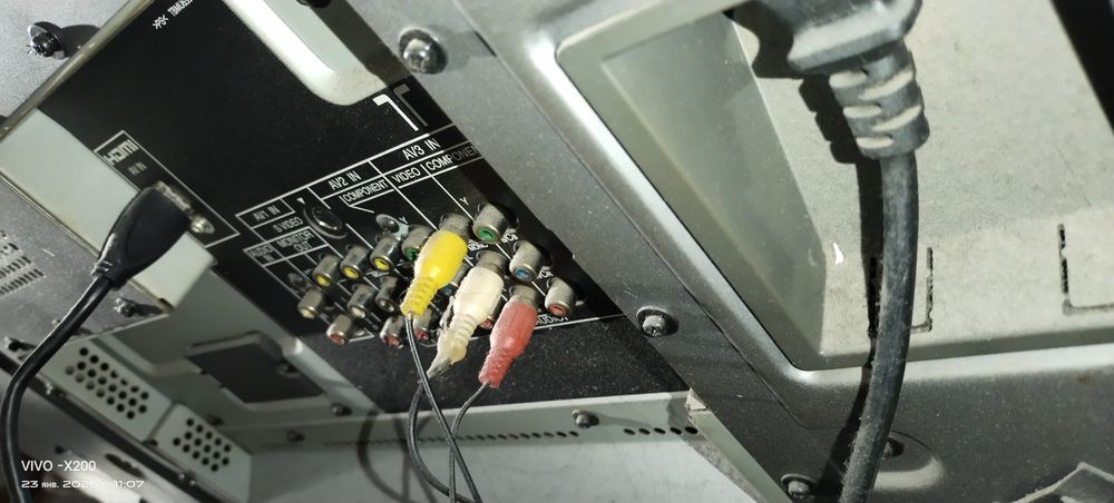 Плазменный телевизор PANASONIC, 107см диагональ