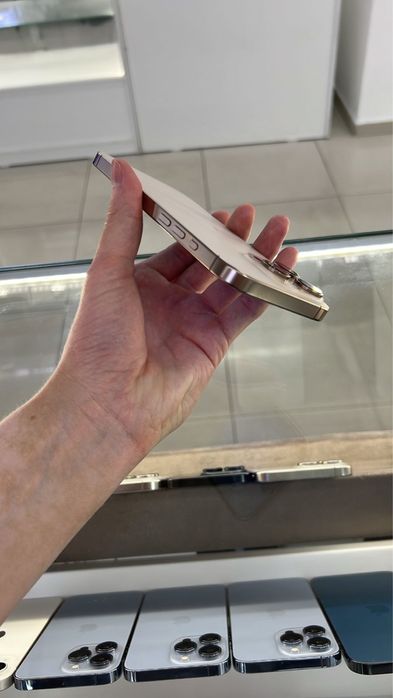 Iphone 16pro max 256 EAC