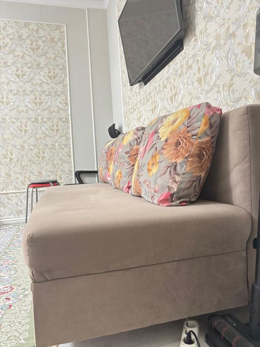 Продам тахта диван