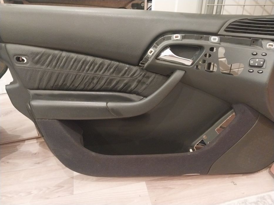 Салон мерседес 220 до рест