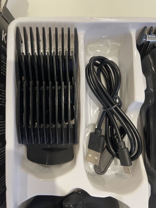 Машинка 3в1 - подстригване / бръснене / тример за нос