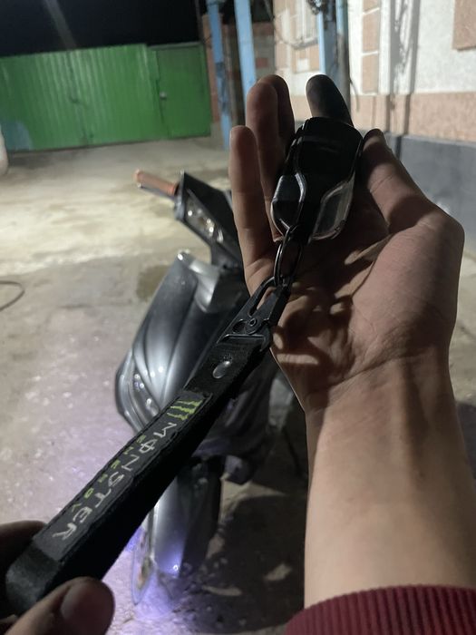 Продам м8 180сс