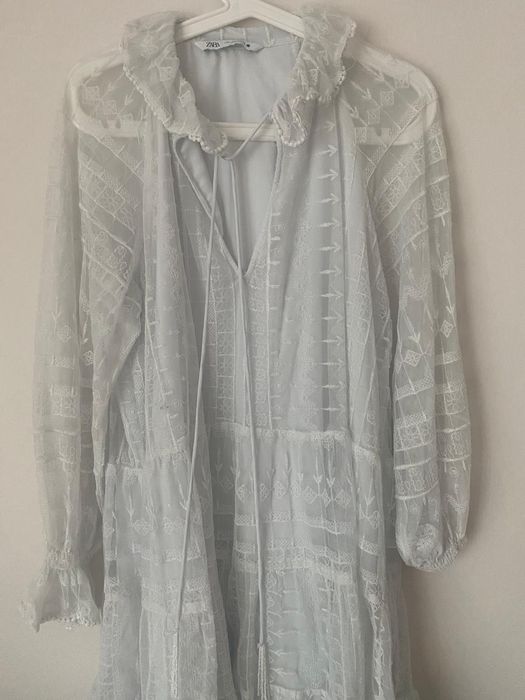 Бяла рокля Zara /L/