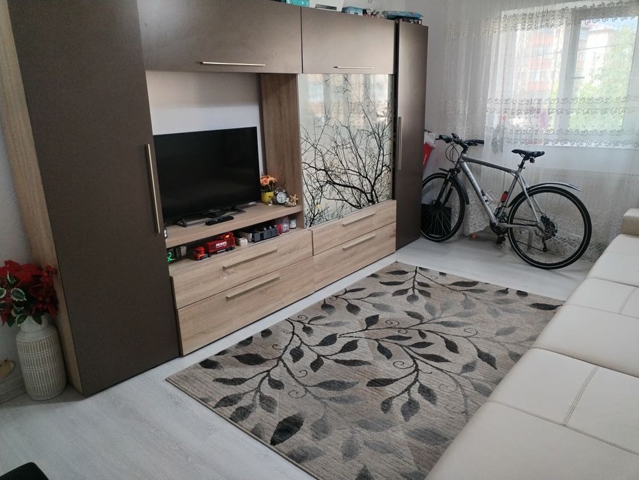 Vând apartament 2 camere