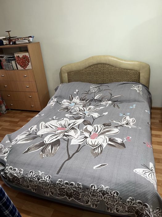 Диван-кровать б/у